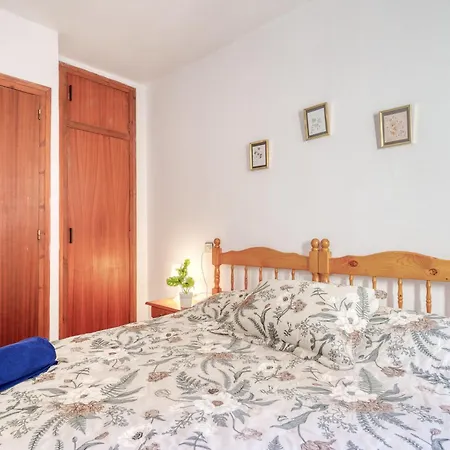 Centro Peatonal Roses-2 By Interhome