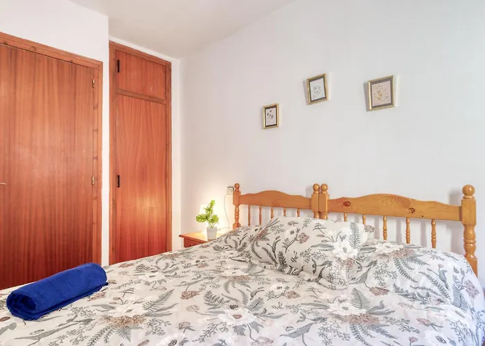 Centro Peatonal Roses-2 By Interhome