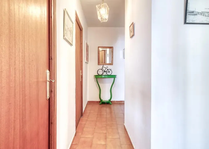Centro Peatonal Roses-2 By Interhome *